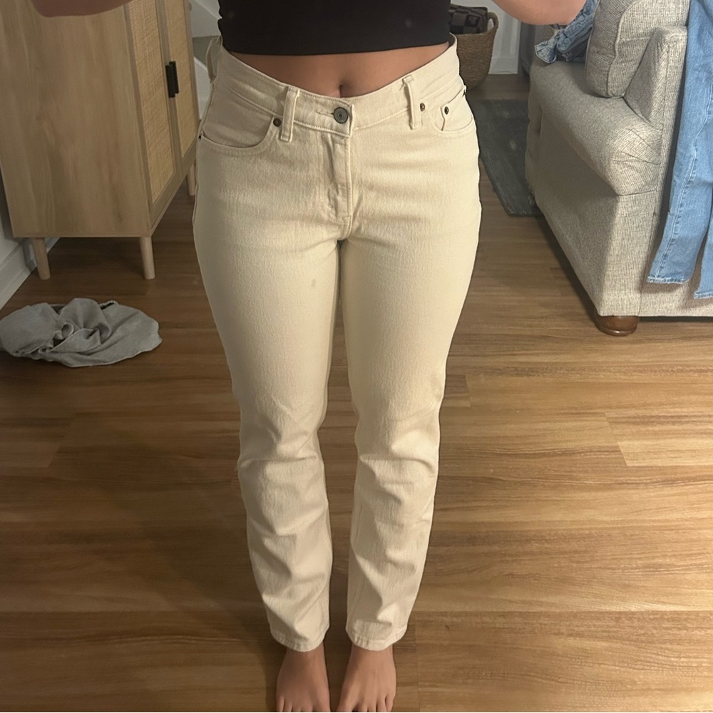 Abercrombie & Fitch Women's ‘90s Straight Mid Rise Leg Jeans